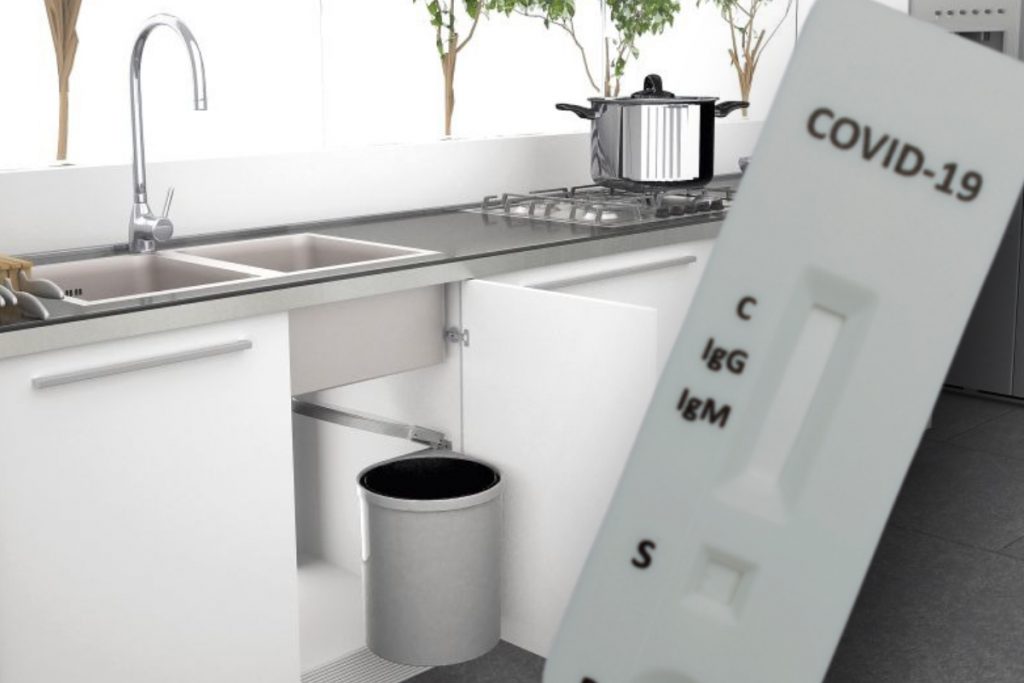 Unde și cum aruncăm testele rapide după utilizare. Mulți români greșesc după ce le folosesc