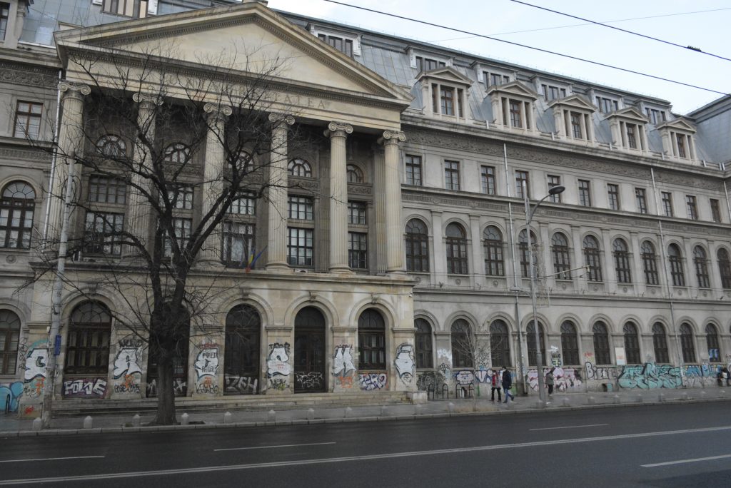 Universitatea din București, cea mai murdară clădire universitară din Europa