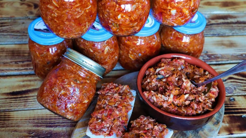 Zacusca de pește cu care un bucătar român a dat lovitura în Marea Britanie. Pune în ea un ingredient secret