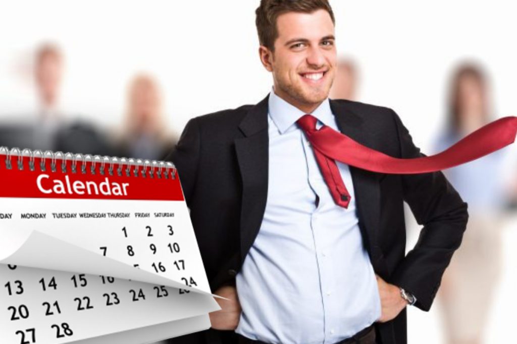 Zile libere 2022. Câte sărbători legale „pică” în weekend anul viitor