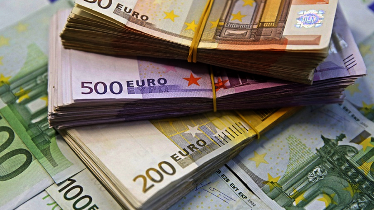 Curs valutar BNR miercuri, 22 decembrie 2021