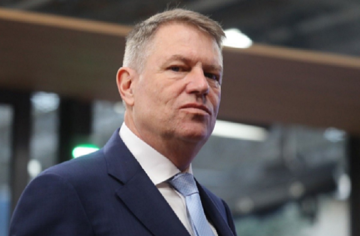 Analiză dură la adresa lui Klaus Iohannis. Președintele României și-a pierdut strălucirea după ce temerile de corupție urmăresc noul guvern