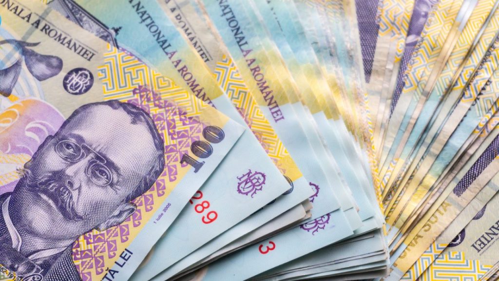 Cum au achitat nota de plată doi tineri la Mamaia. Ospătarul a fost șocat