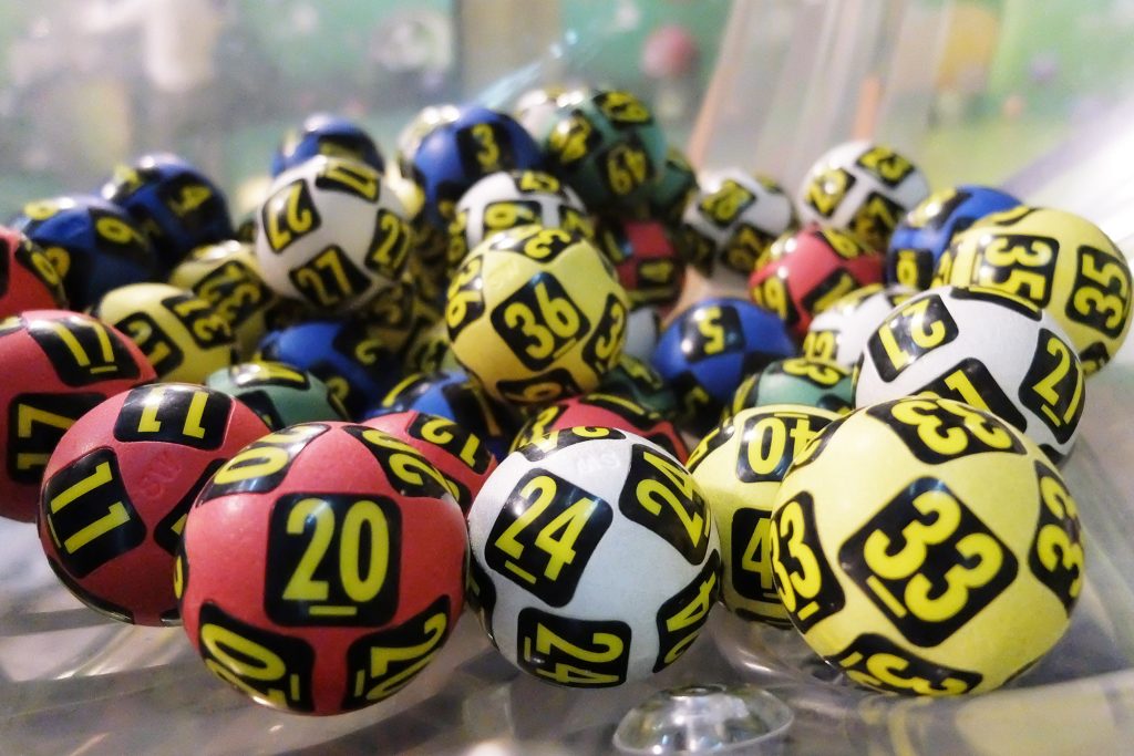 Rezultate Loto 6/49. Ce numere au fost extrase joi, 9 decembrie 2021, inclusiv pentru Joker și Noroc