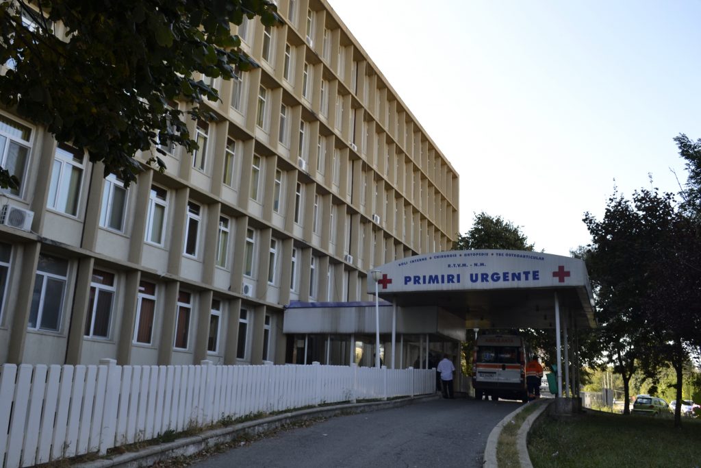 19 angajați ai Spitalului din Mangalia au fost confirmați cu noul Coronavirus. Trei secții ale spitalului au fost închise