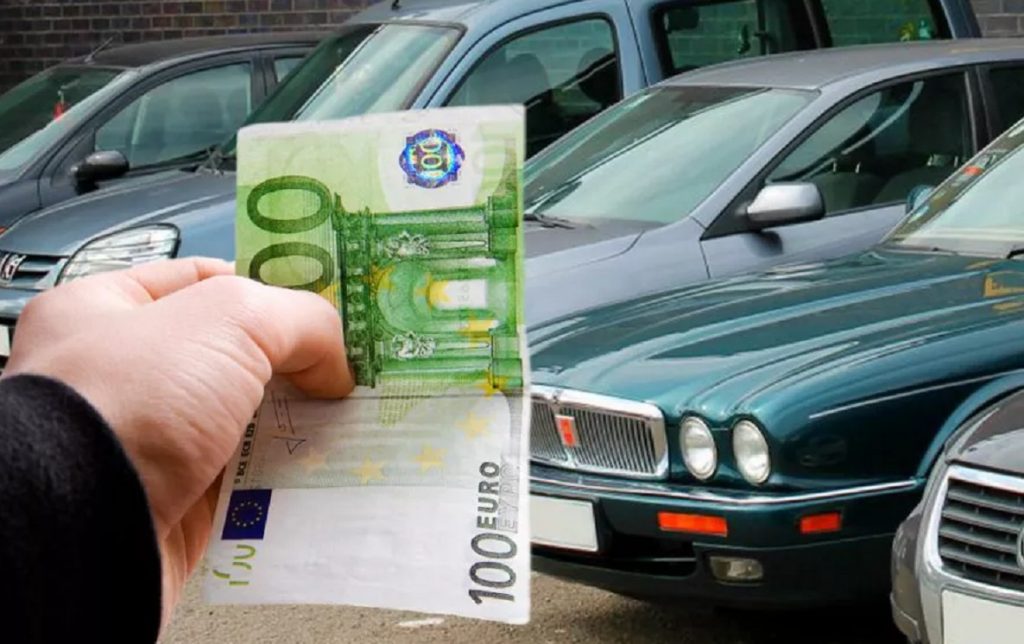 ANAF vinde mașini la prețuri fenomenale. Îți poți lua Mercedes Benz cu doar 750 euro sau Audi cu 3000 de RON