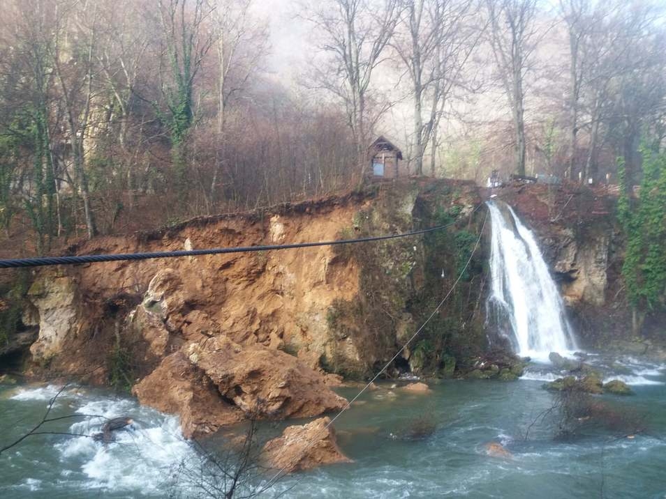 O alta cascada din Romania ar putea fi in pericol