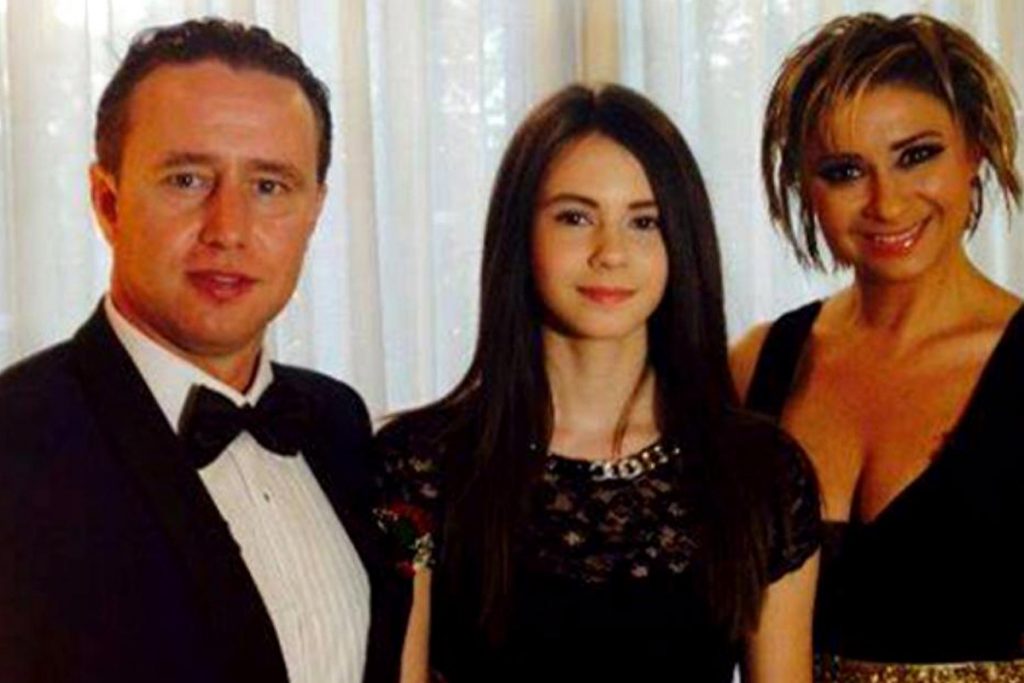 Mesajul care îi va provoca durere lui Reghecampf. Fiica Anamariei Prodan: „Era soarele familiei noastre”