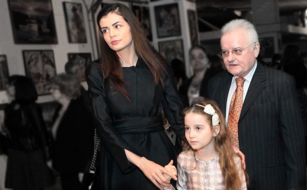 Irinel Columbeanu are o fiica, pe Irinuca, din casatoria cu Monica Gabor