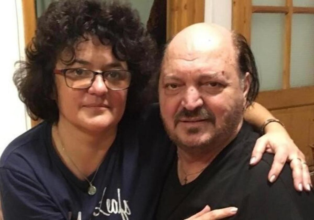 Motivul halucinant pentru care văduva lui Victor Socaciu l-ar fi ţinut departe pe artist de fiul său, Victoraș. Situaţia, una tragică (exclusiv)