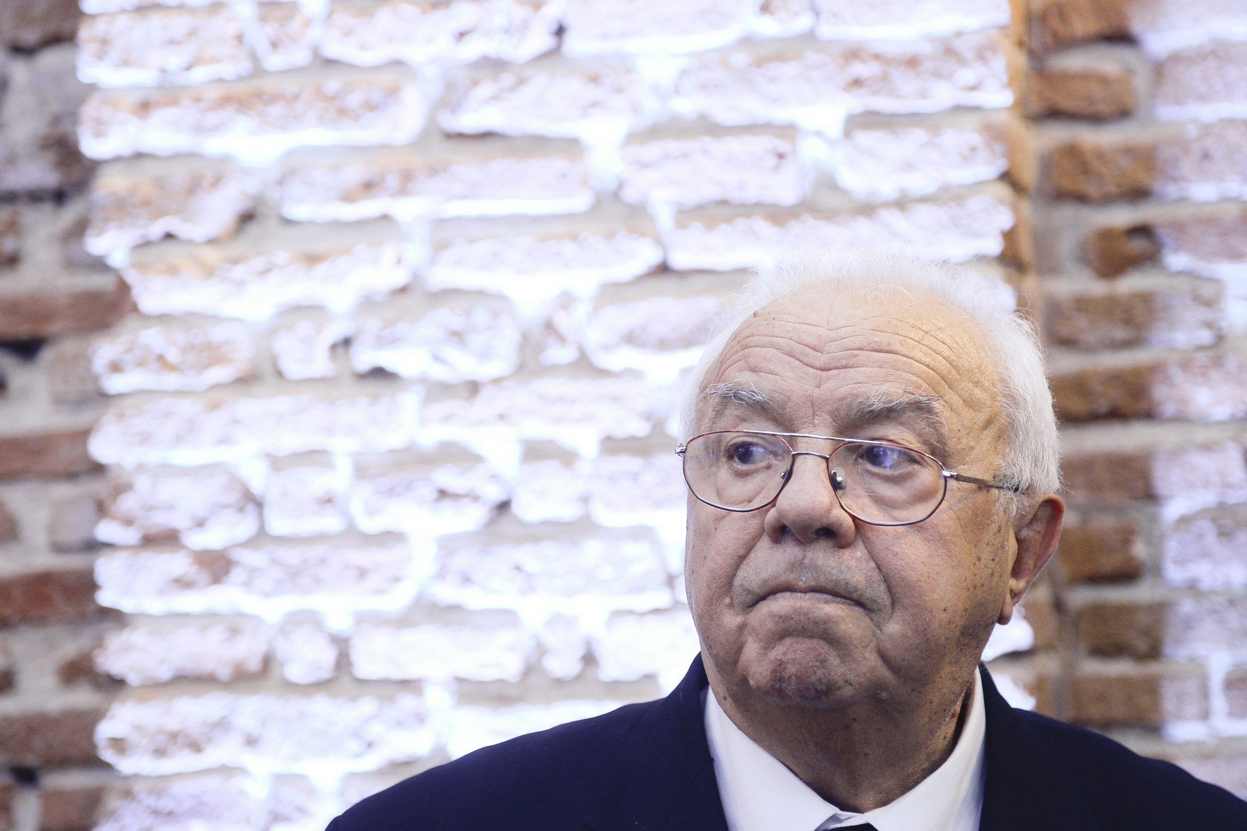 Alexandru Arșinel, dus de urgență la spital
