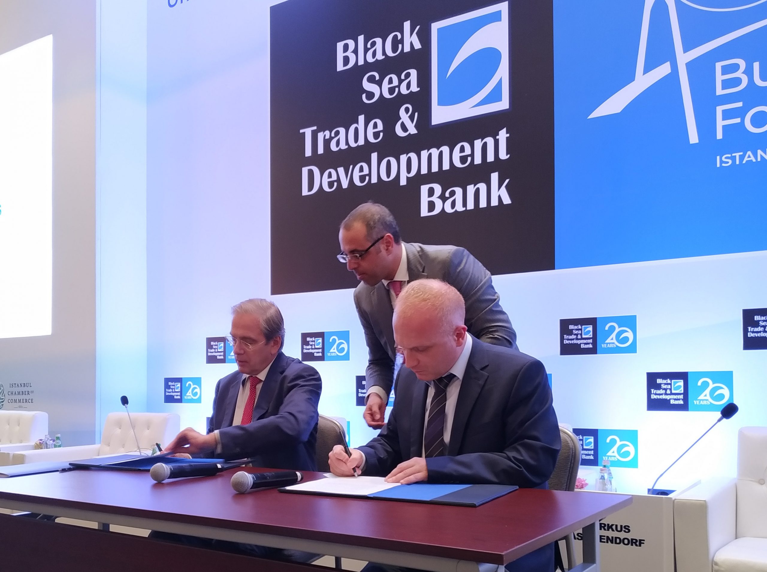 Banca din România care se teme să nu fie sancționată din greșeală