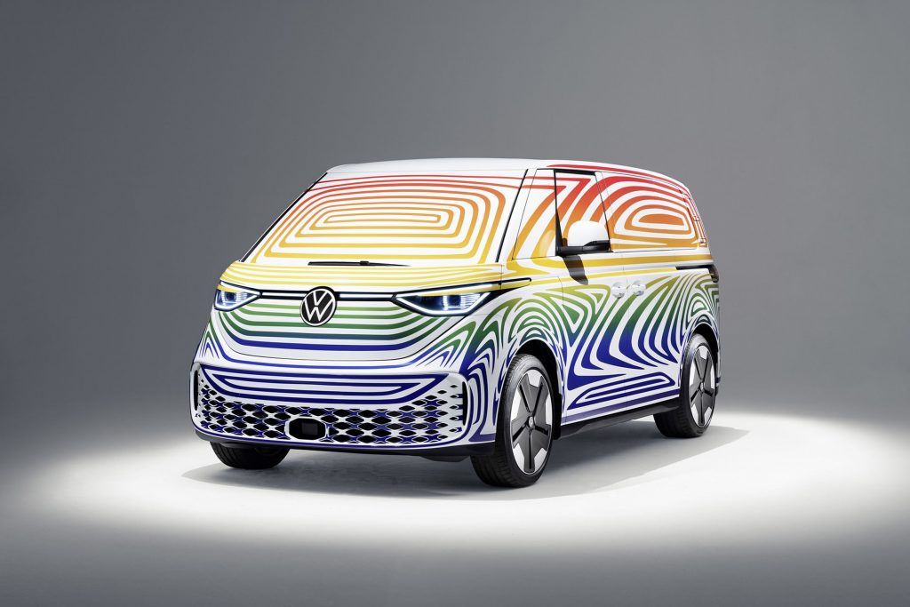 Sesiune finală de teste cu viitorul Volkswagen ID.Buzz. Modelul electric va fi lansat în luna martie