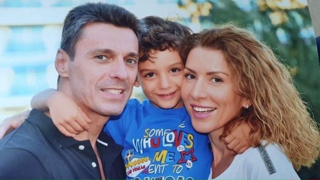 Ce replică a primit Carmen Brumă de la băieţelul ei când a anunţat că trebuie să îşi pregătească silueta pentru vară. Genial!