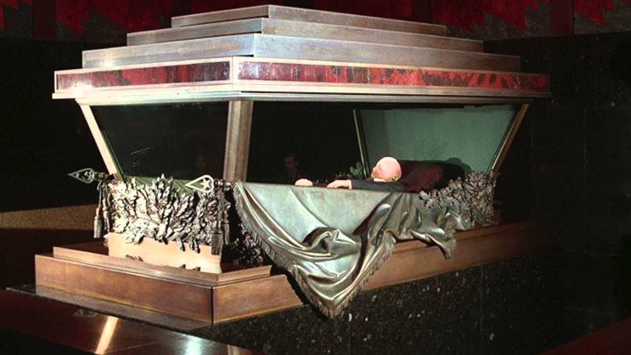 Cea mai bine conservată mumie din lume. Ce se întâmplă cu corpul lui Lenin, odată cu trecerea anilor