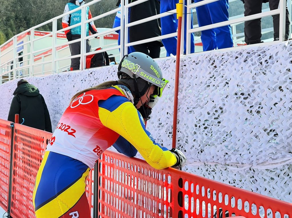 Maria Ioana Constantin, devastată după ce a fost descalificată în proba de slalom. Sportiva din România a început să plângă
