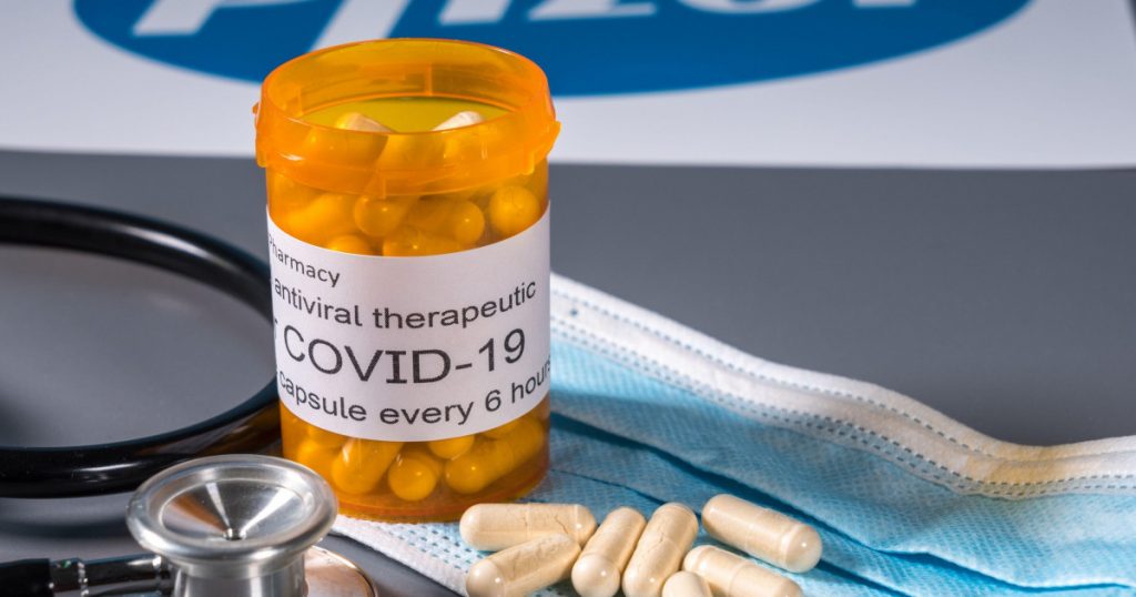 Prima țară din UE care începe să administreze pastila Pfizer pentru Covid. Medicamentul, disponibil în farmacii
