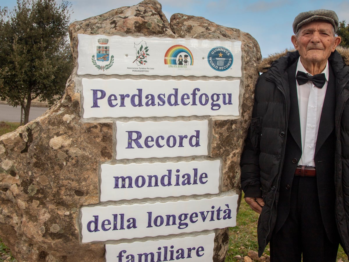 Satul cu cei mai multi oameni care au ajuns la 100 de ani