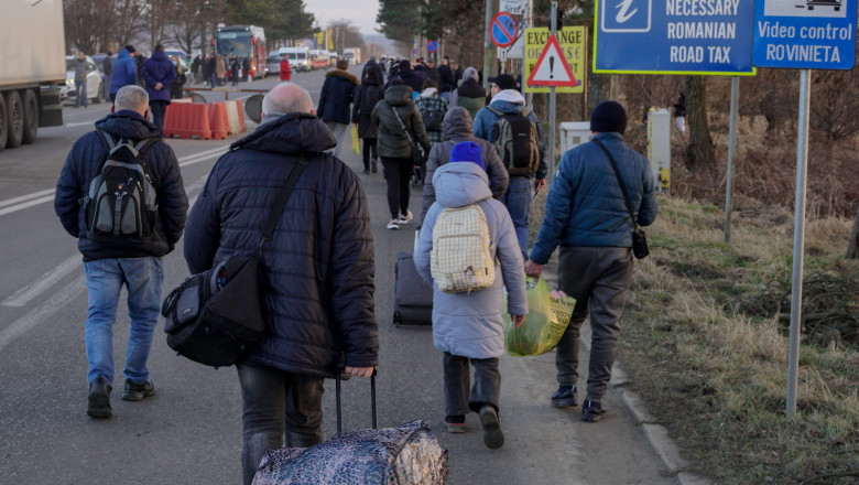 Câţi refugiaţi din Ucraina au intrat în România până acum. Sute de mii de ucraineni au fugit în alte ţări Update
