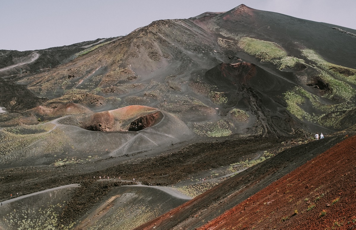 Vulcanul Etna din Italia, o nouă erupție spectaculoasă. Video