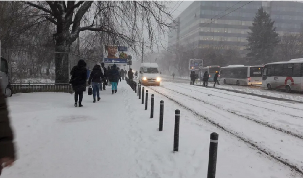 Meteorologii au anuntat ninsori in Bucuresti