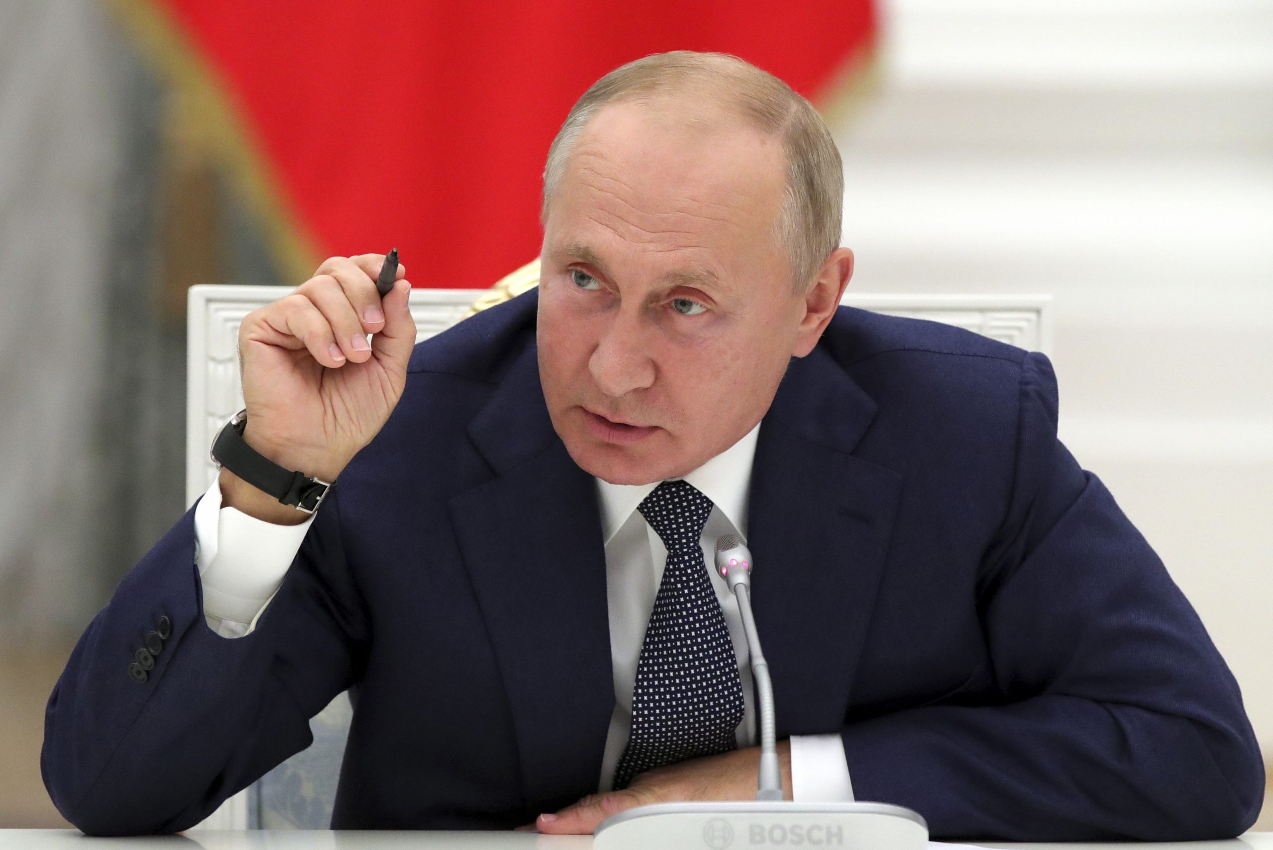 Vladmir Putin, primele declarații despre criza din Ucraina. Acuzații la adresa Occidentului: „Încearcă să atragă Rusia în război”