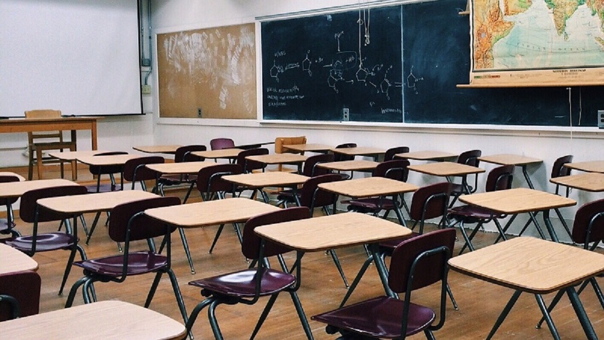 Un elev din Turda, batut de un profesor