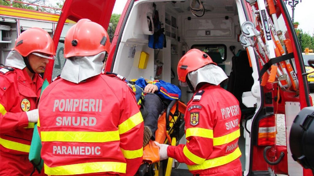 Accident rutier cu 4 victime pe Valea Oltului. Imagini de la fața locului | Traficul este dirijat de polițiști