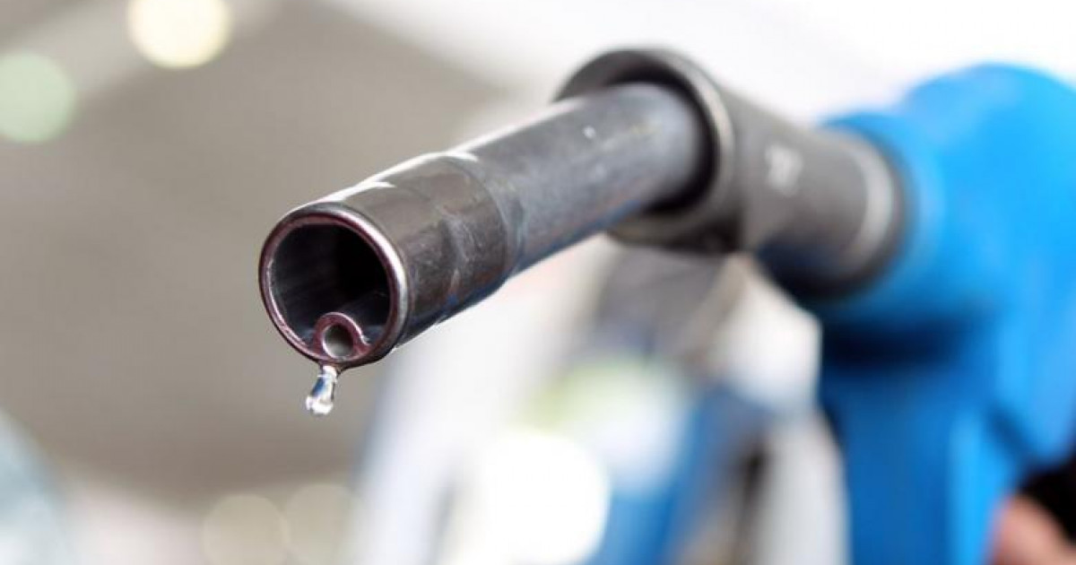Cat costa litrul de benzina la Lukoil si MOL