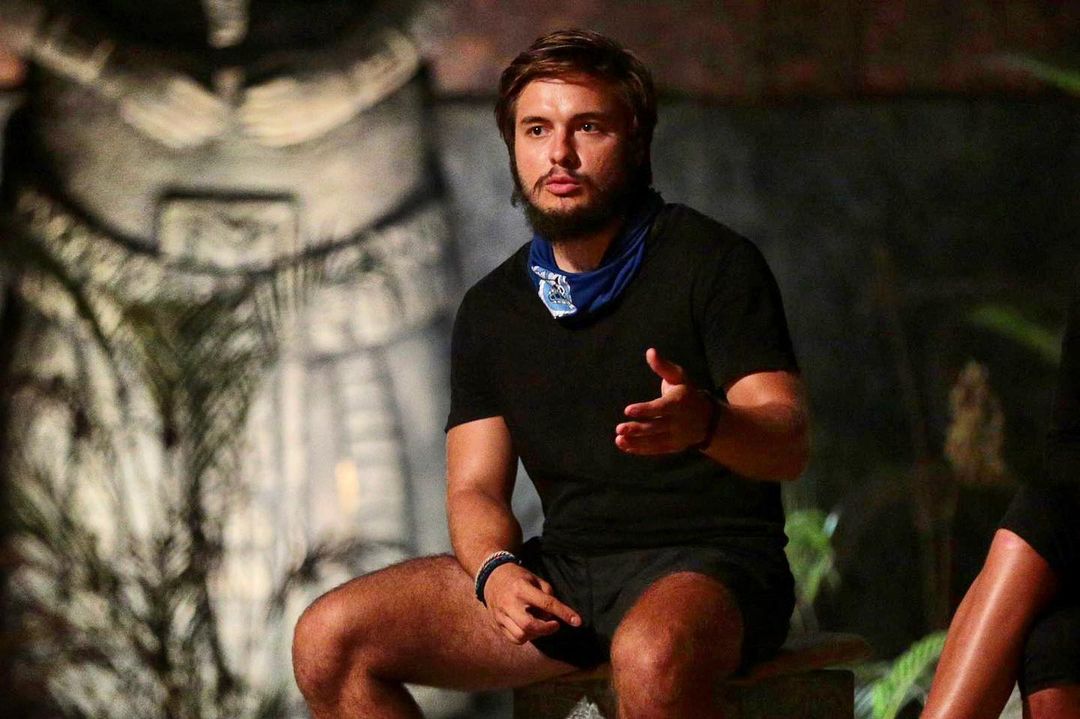 Cum spala hainele concurentii de la Survivor 2022