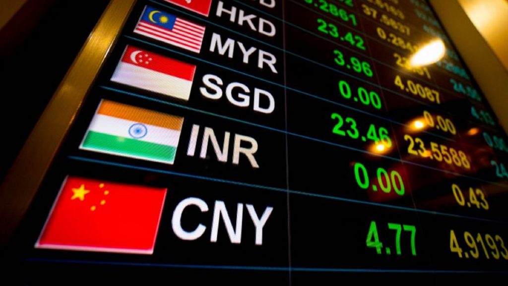 Curs BNR marți, 1 martie 2022. Ce se întâmplă cu moneda euro