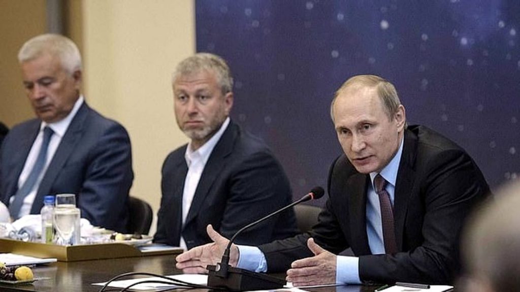 Roman Abramovich, „hăituit” și în Turcia. Ce s-a întâmplat în momentul în care iahtul oligarhului rus a încercat să acosteze în portul Bodrum