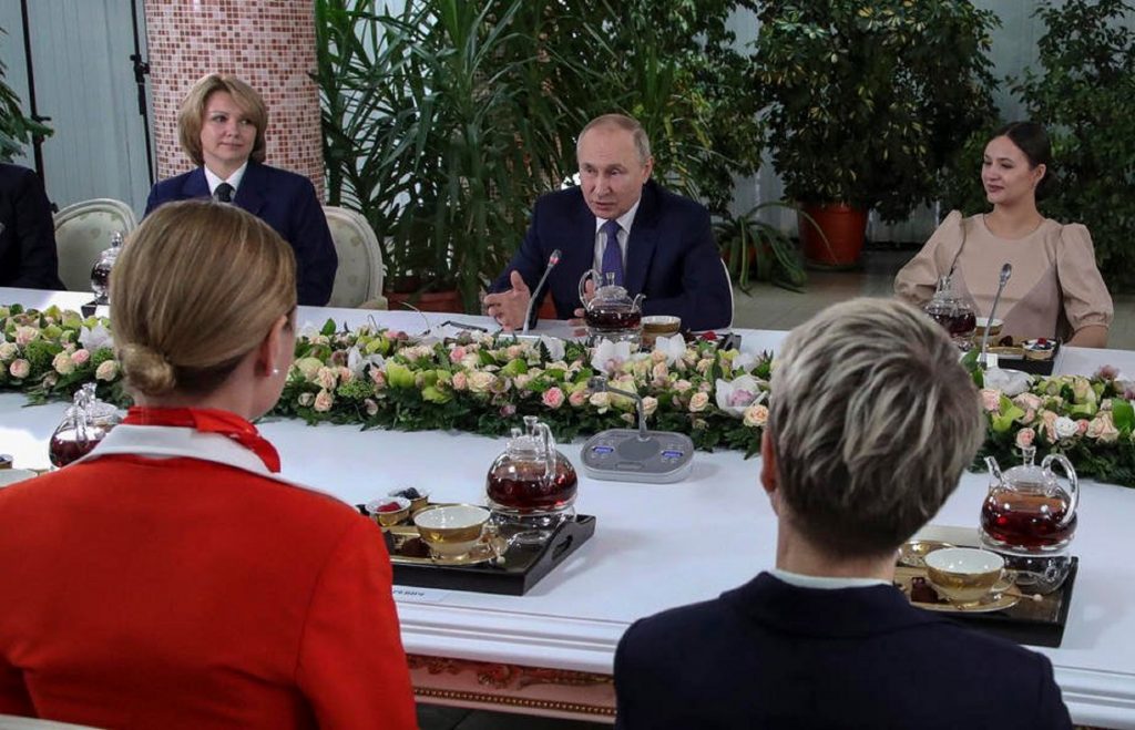 Filmare trucată cu Vladimir Putin. Liderul apare la o şedinţă, însă adevărul ar fi cu totul altul