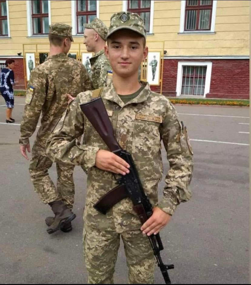 Ucraina anunță că încă un fotbalist și-a pierdut viața în luptele cu armata rusă. „Condoleanţe familiei eroului nostru”