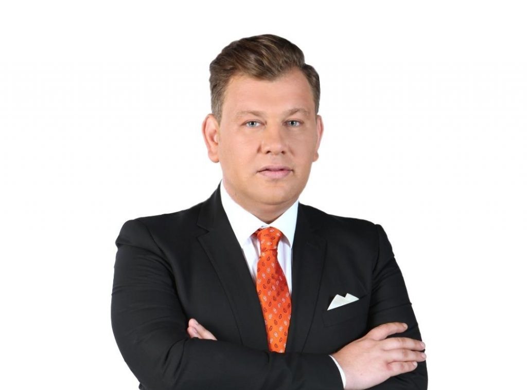 Mihai Ghiță, de la viața de jurnalist de teren, la poveștile care l-au marcat în reportajele sale. „Sunt oameni cărora le-am botezat copiii”. EXCLUSIV