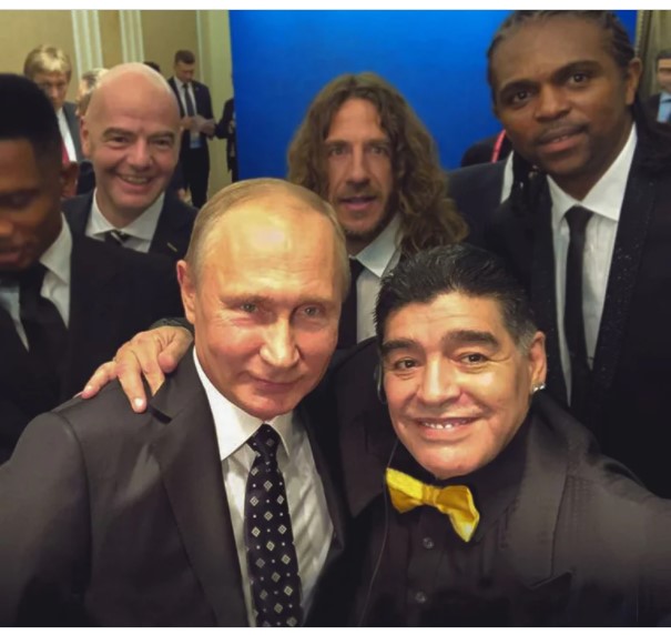 Diego Maradona l-a „driblat” și pe Vladimir Putin. Starul argentinian a refuzat invitația președintelui rus spunând că nu se trezește „atât de devreme” 