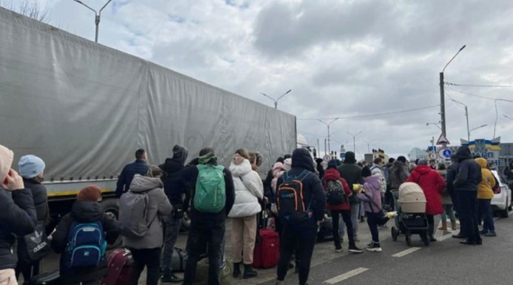 Din cauza războiului, peste 750.000 de cetăţeni ucraineni au fugit în România