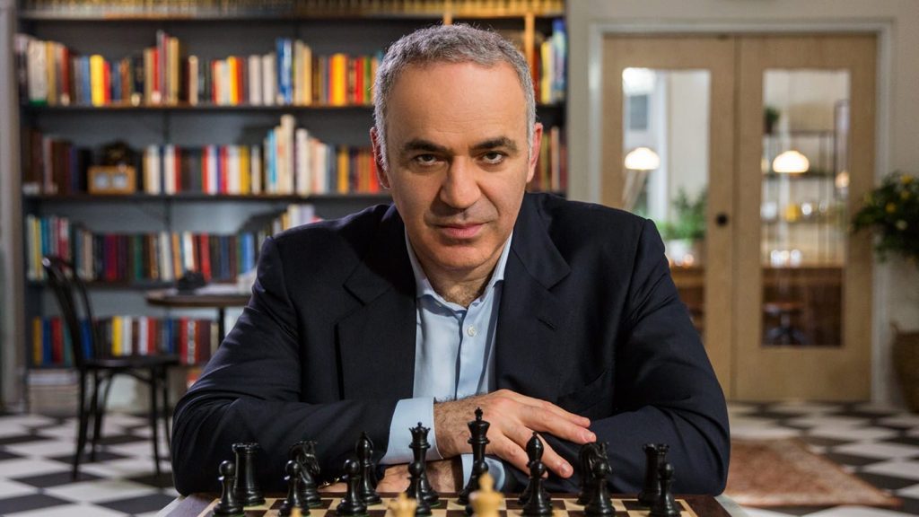 Garry Kasparov acuză SUA de o înțelegere cu Vladimir Putin. „Ce explicație există pentru a nu face tot posibilul să apere Ucraina”