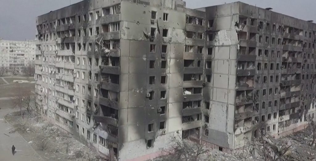 Motivul pentru care Putin vrea să pună mâna pe Mariupol. Imagini cumplite cu oraşul distrus de bombardamente