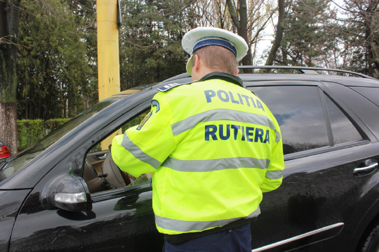 Ce abatere aduce suspendarea permisului de conducere pentru 30 de zile