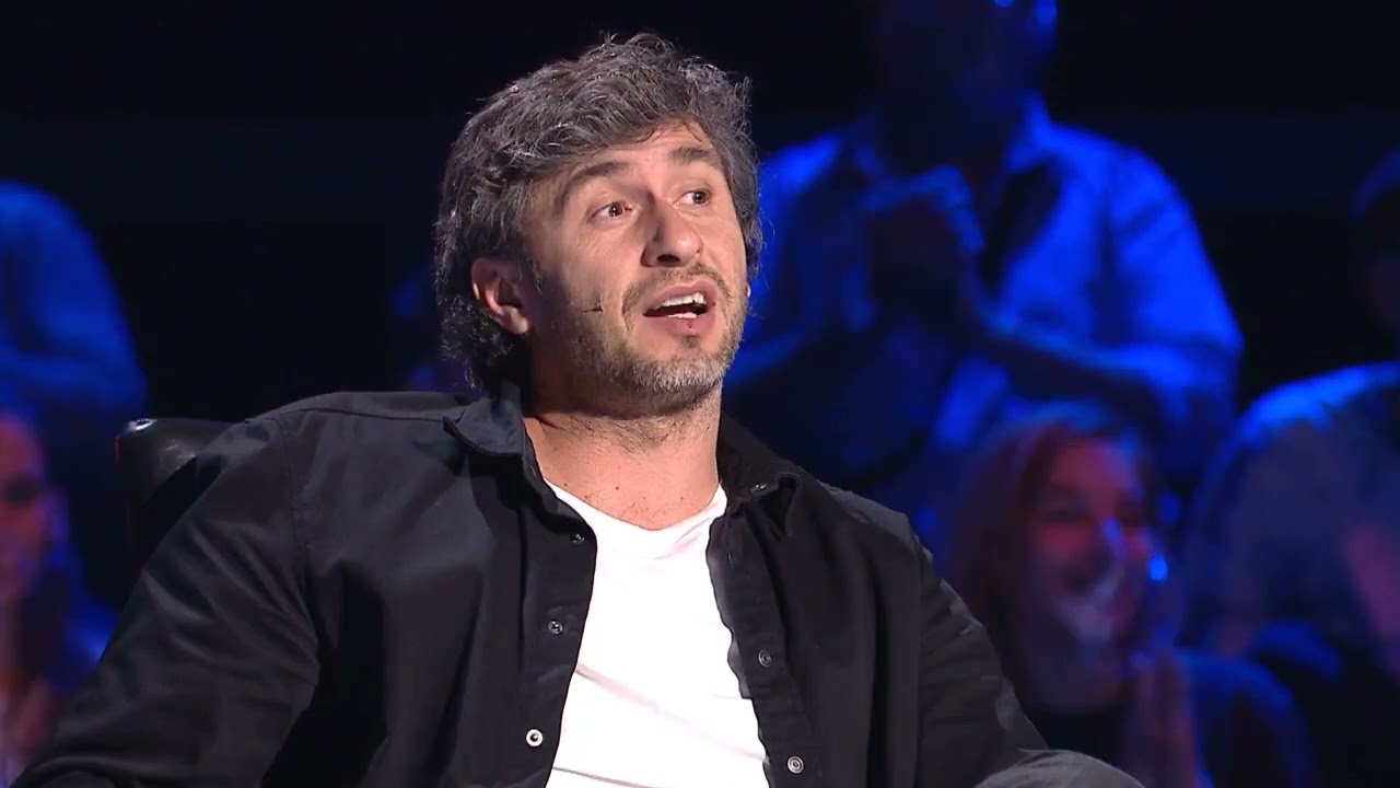 Ce gafă a făcut Dragoș Bucur la Românii au talent, pe care Smiley a remarcat-o imediat