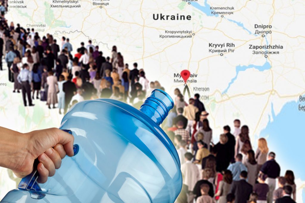 În Ucraina, un oraș cu 500.000 de locuitori a rămas fără apă potabilă. S-au făcut cozi pentru a lua apa din izvoare
