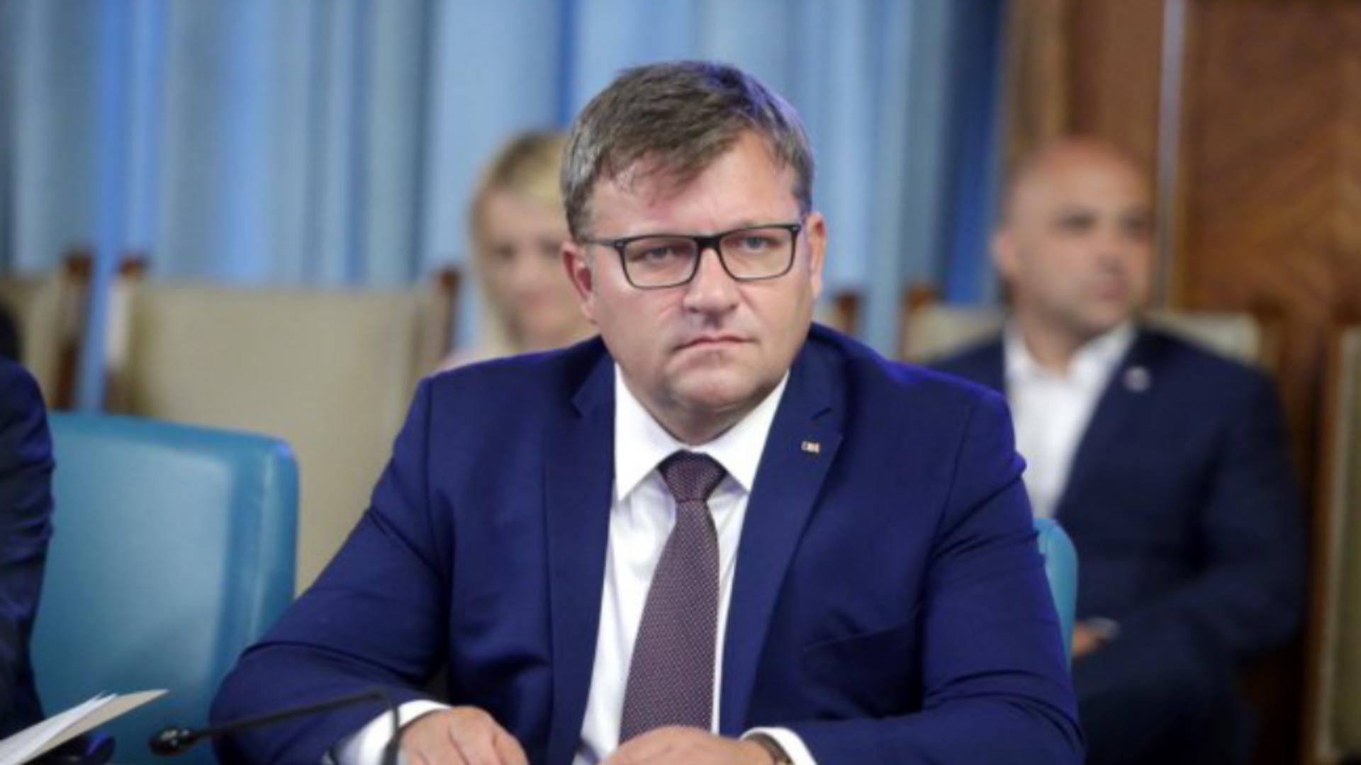 Săptămâna de muncă de patru zile, luată în considerare de ministrul Muncii