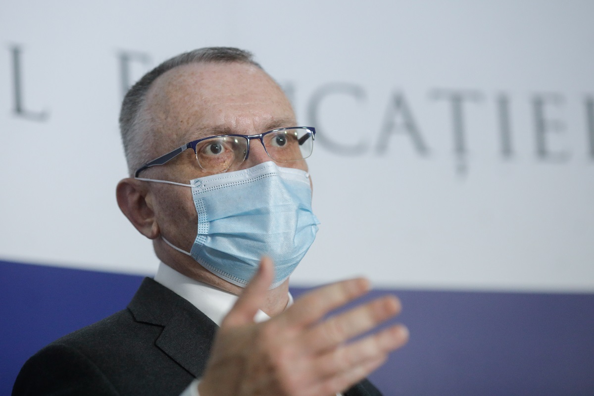 Ministrul Educatiei, semnal de alarma dupa rezultatele la simulari 