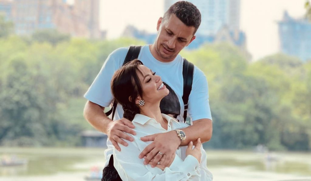 Denisa Filcea a născut. Versurile emoţionante dedicate de Flick fetiţei sale