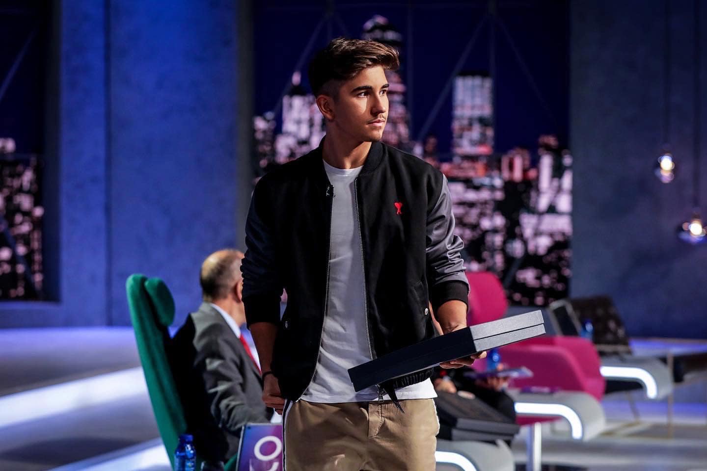 Ce ar face Sebastian Dobrincu daca ar fi ministrul Educatiei pentru o zi. Schimbarile drastice anuntate de milionar