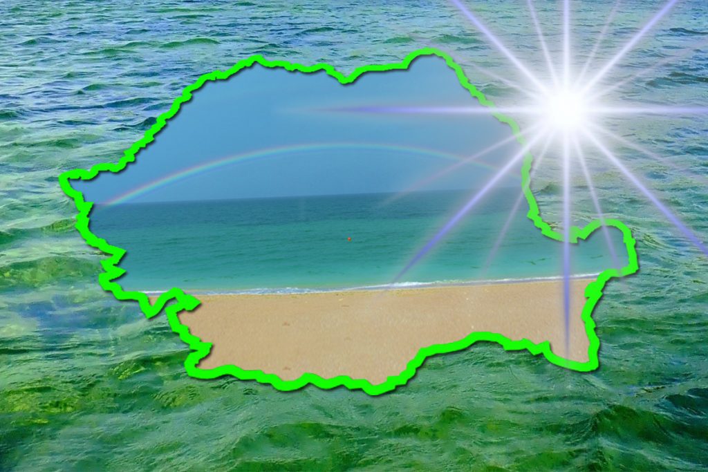 Cea mai frumoasă plajă din România. Apa verde smarald şi nisipul fin o transformă într-o destinaţie de vis