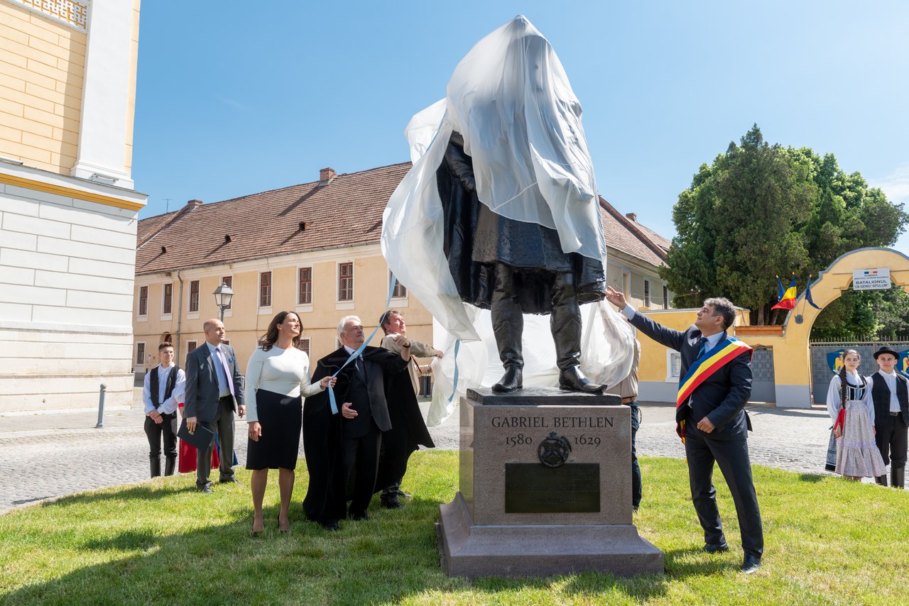 Moment tensionat între Katalin Novak și Călin Matieș, la Alba Iulia
