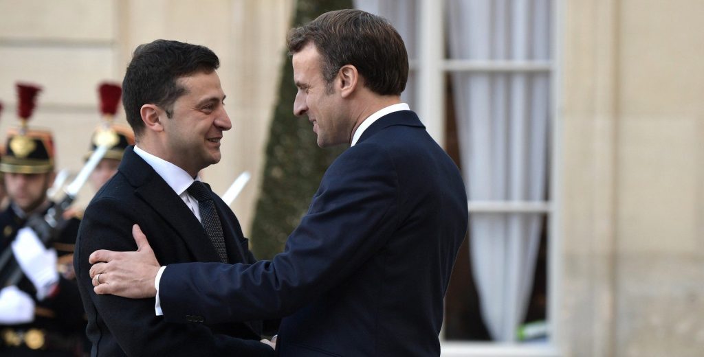 Zelenski l-a acuzat pe Macron. Spune că președintele francez a cerut Ucrainei să facă concesii pentru a-l ajuta pe Putin