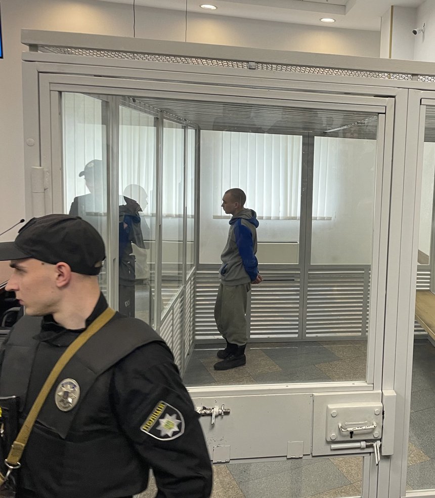 Închisoare pe viață pentru primul soldat rus judecat pentru crime de război. Pentru ce a fost condamnat